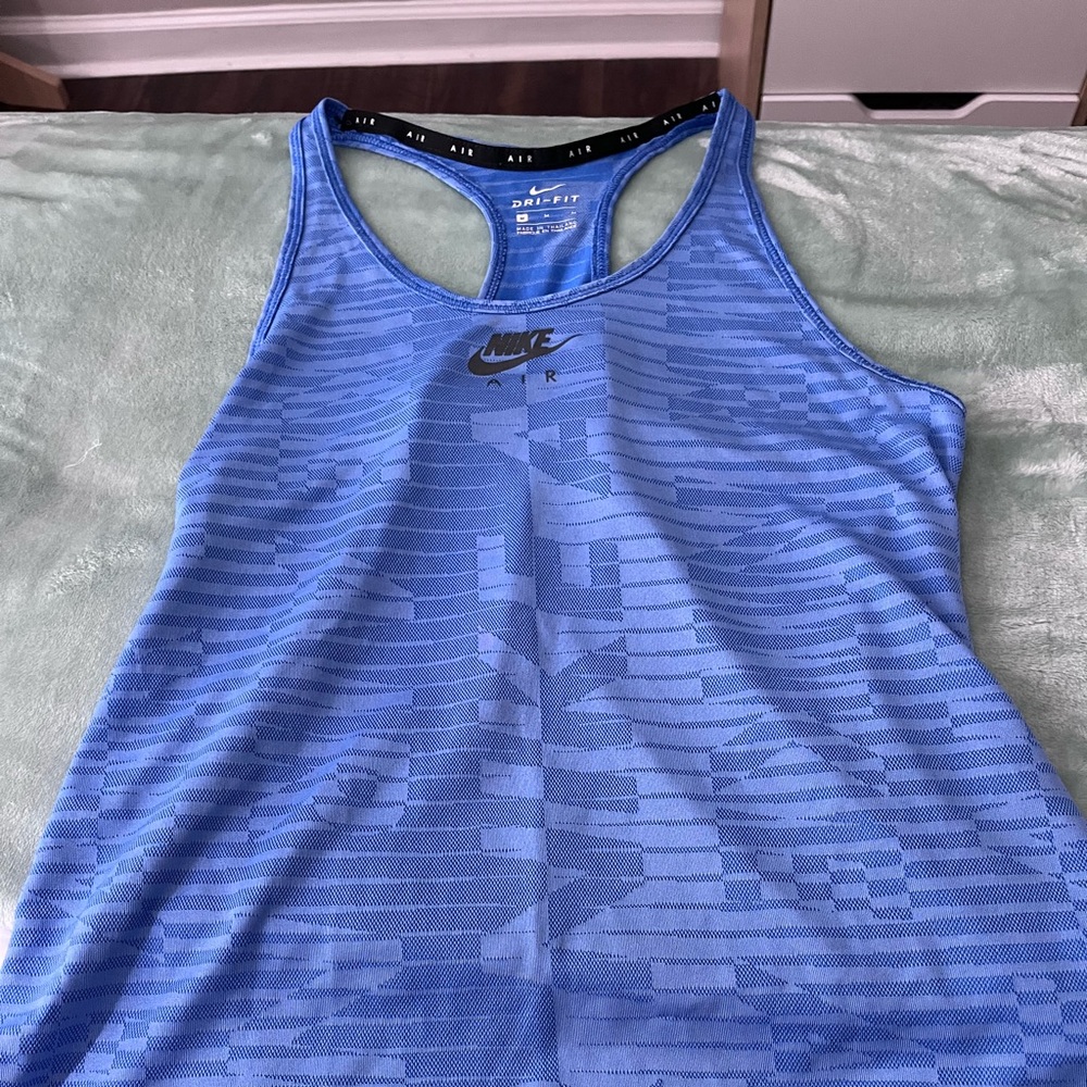 Nike tank